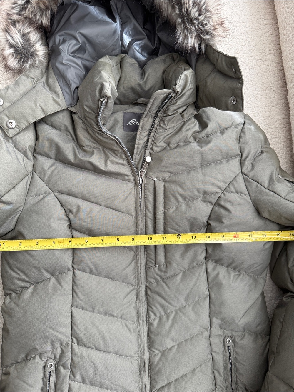 Eddie Bauer Olive Green Quilted Long Puffer Coat with Fur Hood Size M - Picture 7 of 11